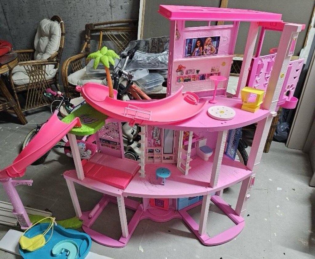 Barbie Dream House 3 Katlı ev - 2