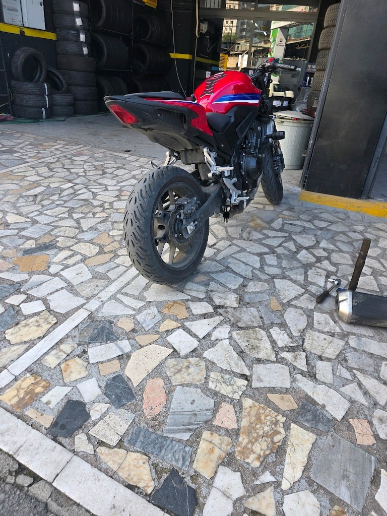 HONDA CBR 500R - 4