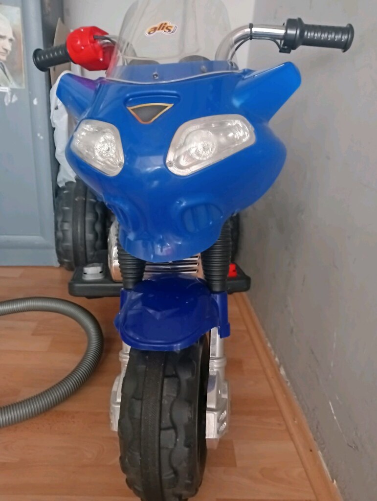 oyuncak akülü motor - 2
