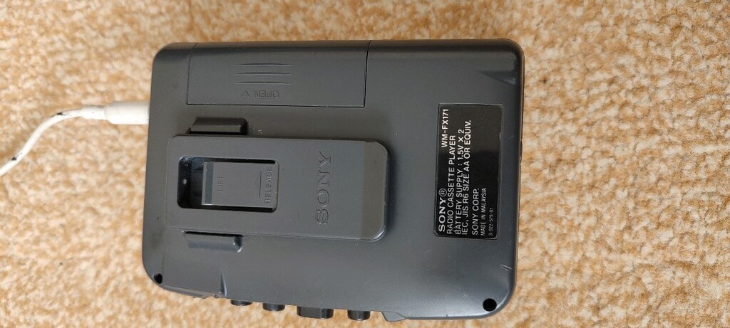 Sony marka radyolu walkman - 2