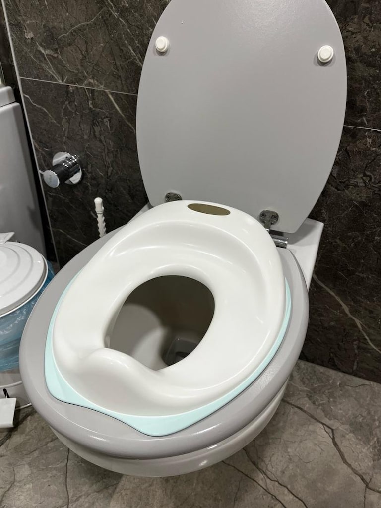IKEA TOSSIG Çocuk Klozet Adaptörü Çok Temiz - 2