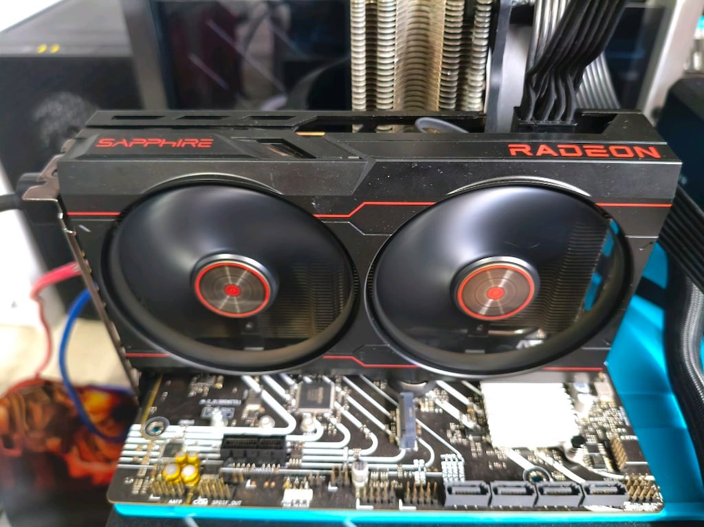 Sapphire pulse rx6600 ekran kartı - 8