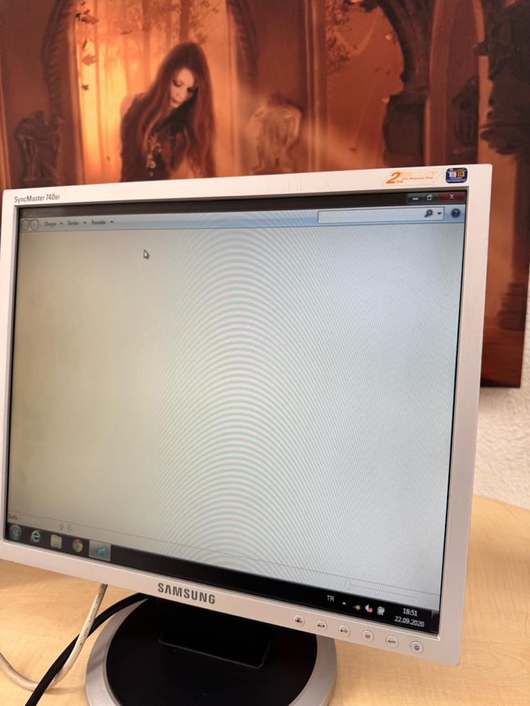 Samsung SyncMaster 740BF 17 inç Kare LCD Monitör (Sorunsuz Çalışır) - 3