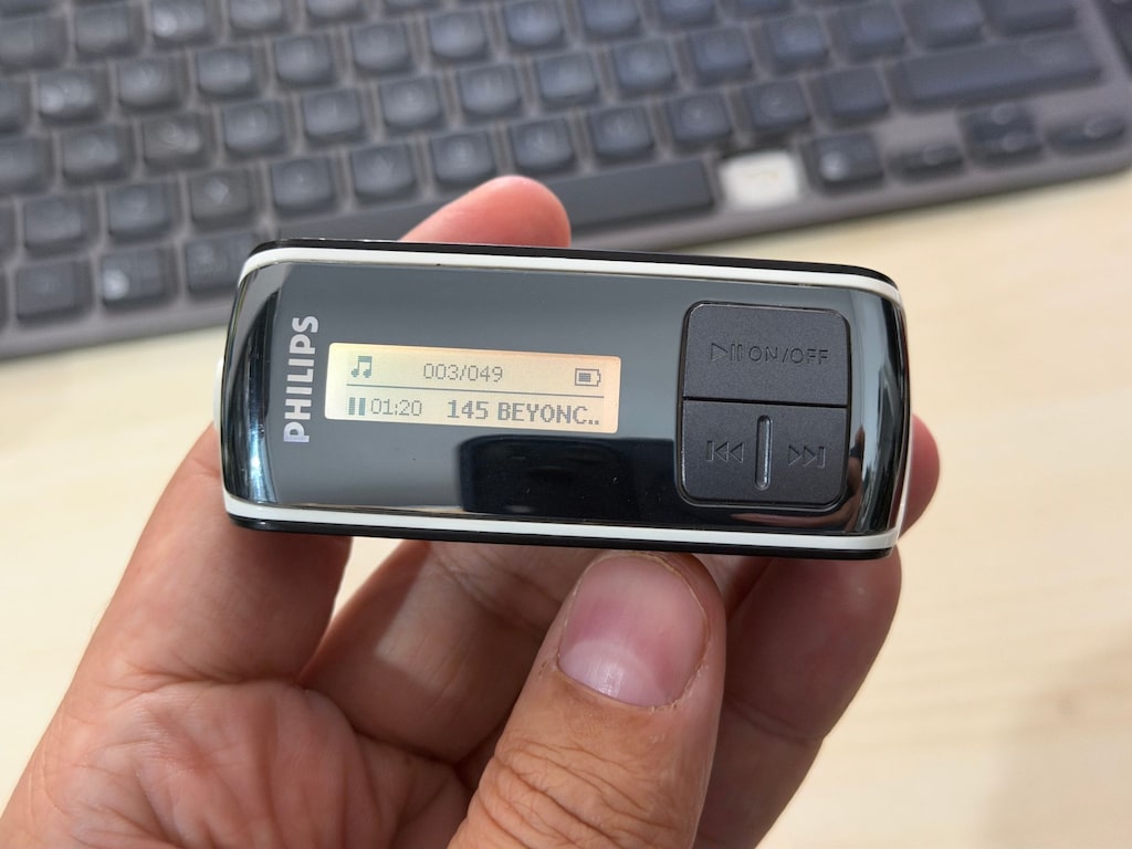 Philips SA4015/02 Mp3 Player 1GB - 11