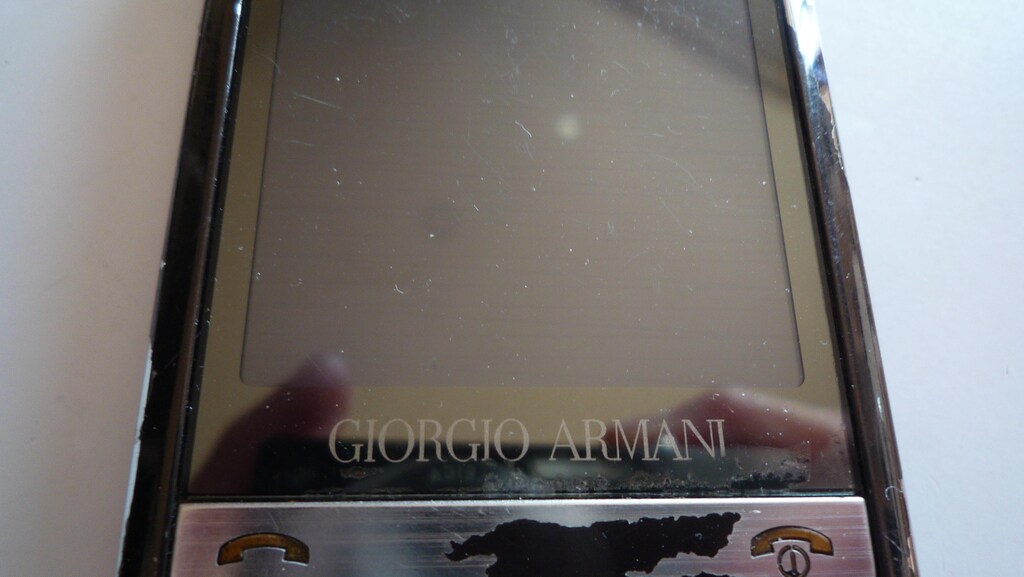 Samsung Giorgio Armani Cep Telefonu - 2
