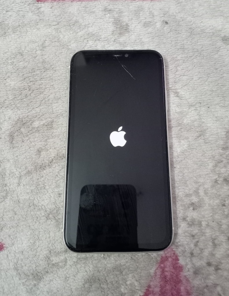 iPhone 11 64GB YD – Arızalı, Parça veya Tamirlik - 2