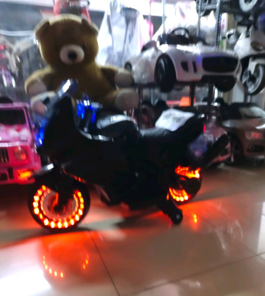 (AnkaCar çocuk oto galeri)GARANTİLİ 2 MOTOR LEDLİ AKÜLÜ ARABA MOTOR - 2