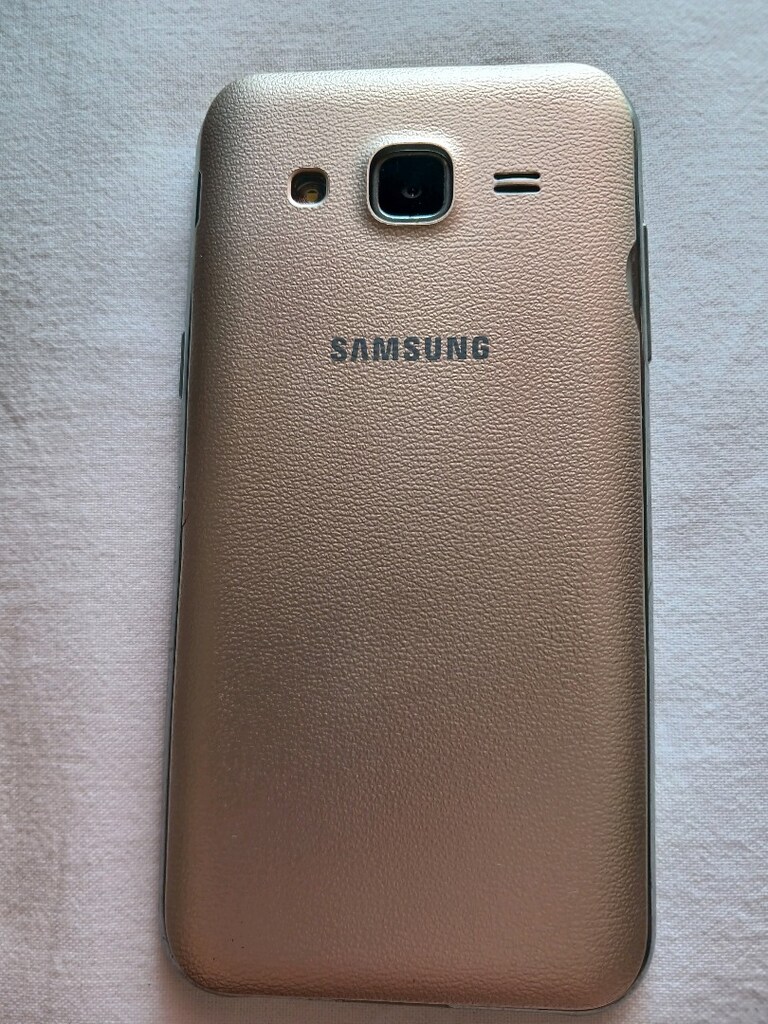 Samsung J2 Cep Telefonu - 2