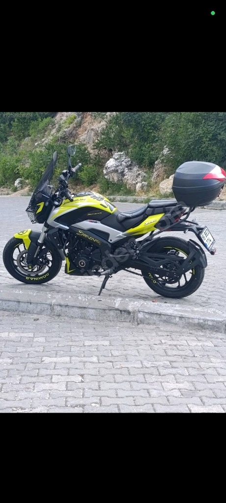 bajaj dominor 250d - 4