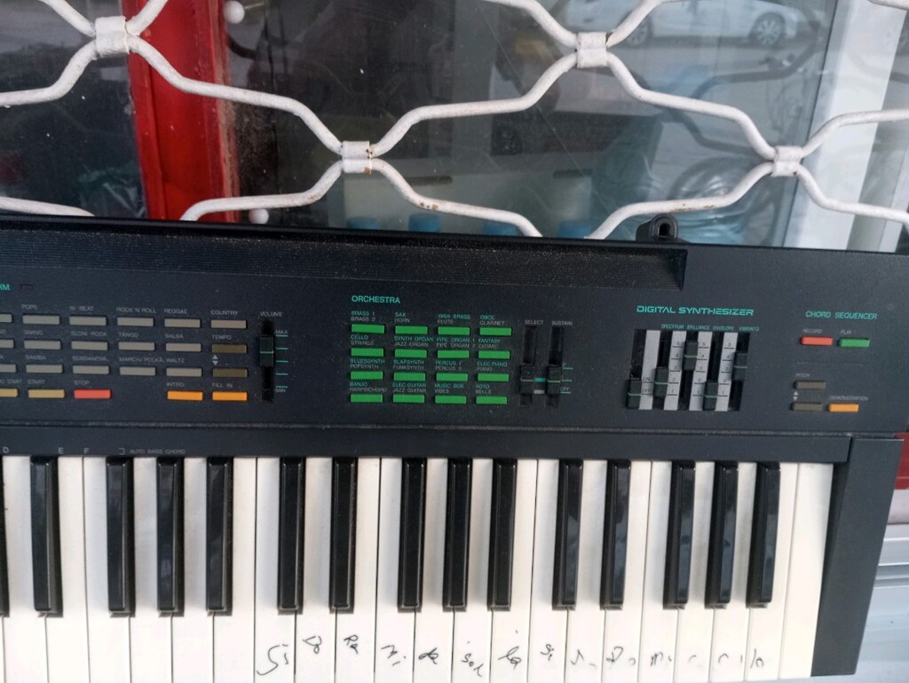 Yamaha PSR org - 2