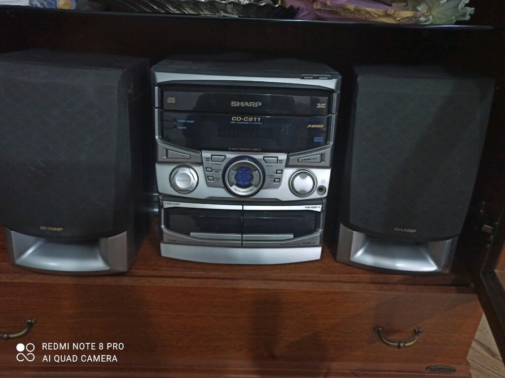 CD çalar Sharp marka