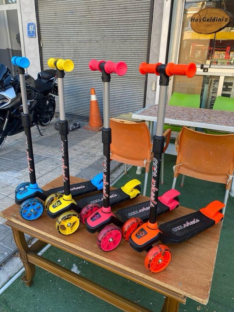 SIFIR SCOOTER LET IŞIKLI. RENKLERİ MEVCUT. - 2
