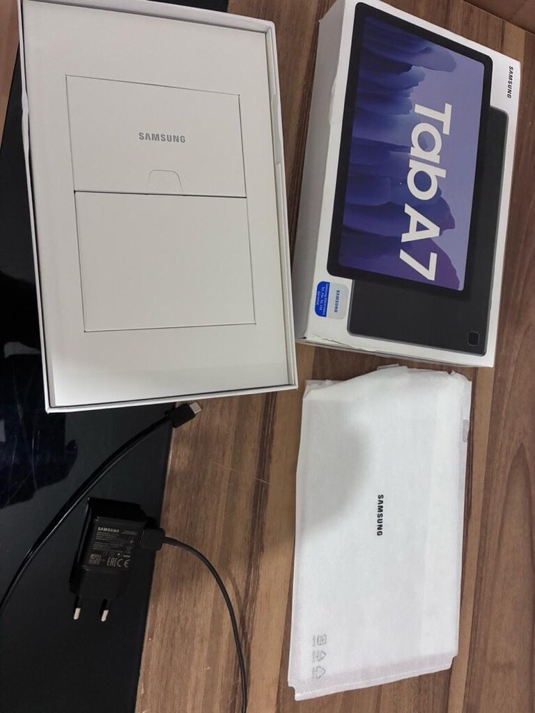 SAMSUNG TABLET - 3