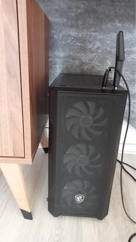 SATILIK 165 HZ MONİTÖR FULL MSİ GAMİNG KASA