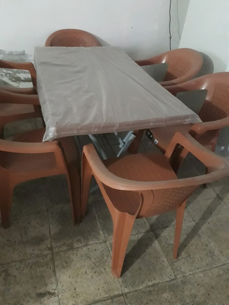 plastik masa 6 sandalye takımı sıfır - 4