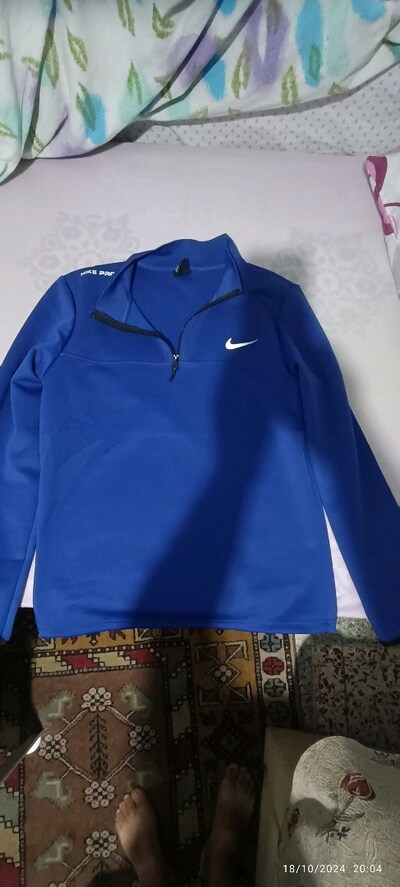 erkek mavi sweatshirt