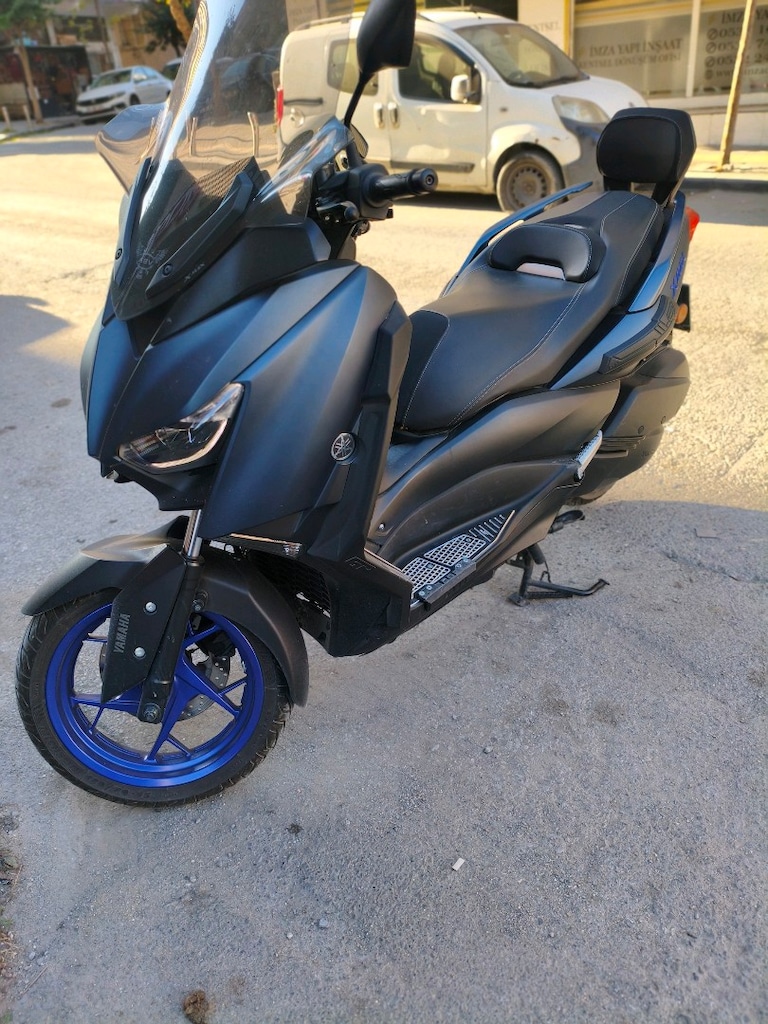 Yamaha X-Max ABS - 5