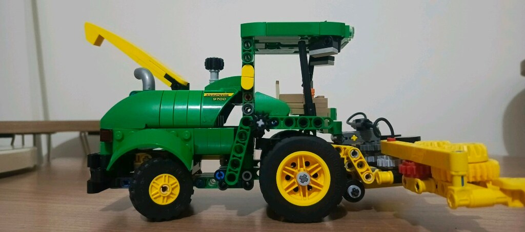 42168 lego technic john deere 9700 forage harvester 559 parça oyıncak - 6