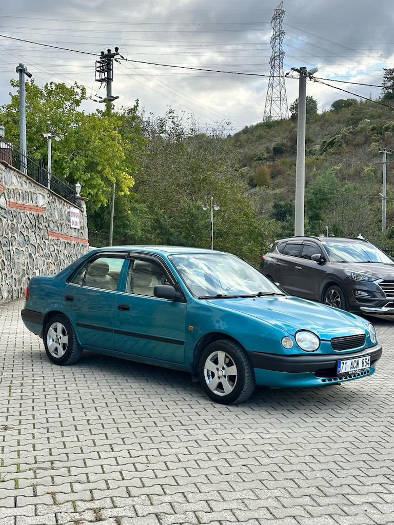 Memurdan temiz toyota corolla 1.6 terra - 3