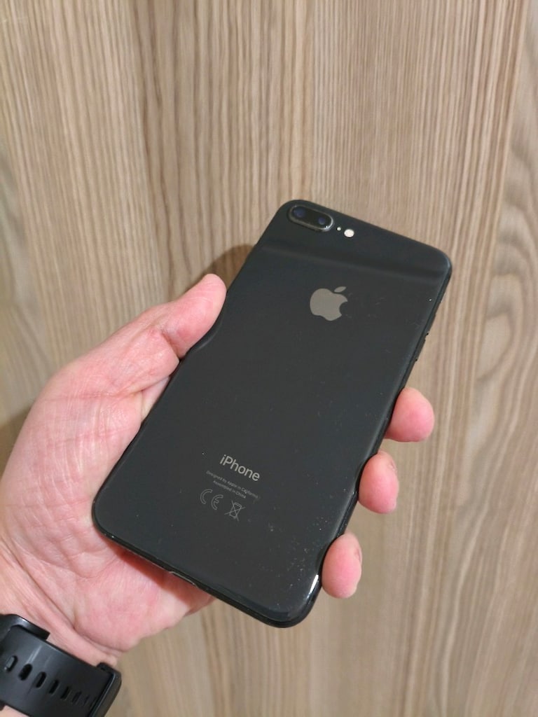 İPHONE 8 PLUS 64 GB PİL100 EN UFAK ÇİZİK VURUK YOK TERTEMİZ TAKAS YOK - 2