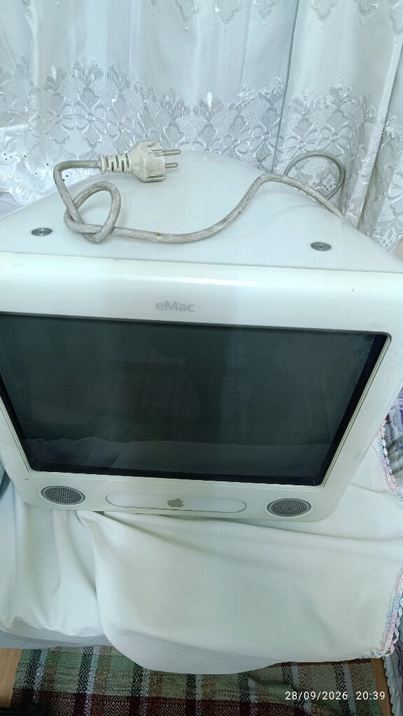 Apple Emac 2004 - Dekorluk Çalışmıyor - 3