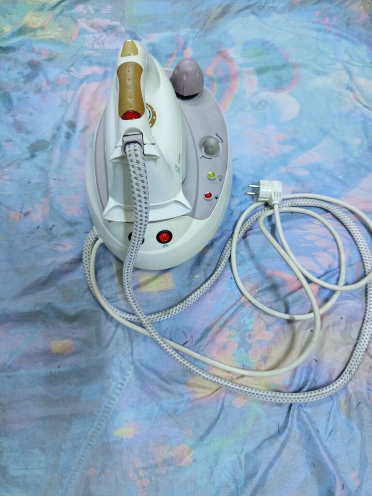 Vestel 2200 / 3 bar buharlı ütü - 4