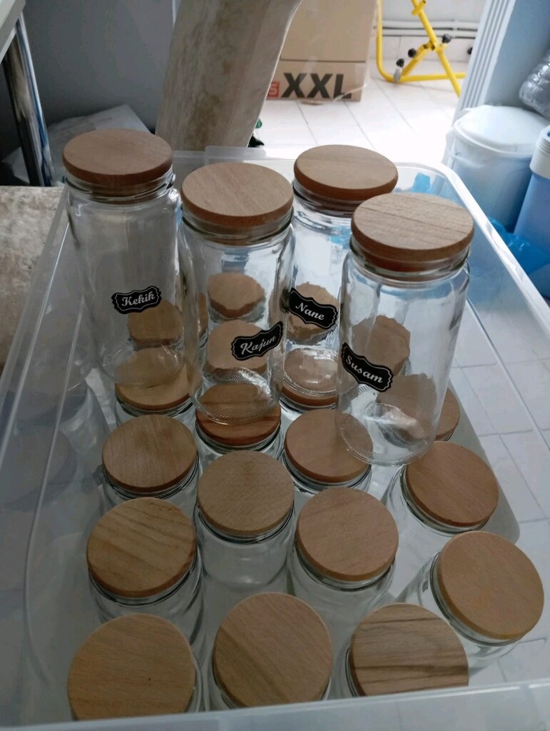 Saç kurutma makinesi , Kaşıklık ,Bebek küveti , Baharatlık ,Güveç vb. - 6