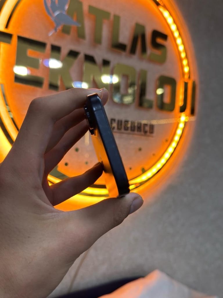 DARK ÇİKOLATA İPHONE 16 - 6