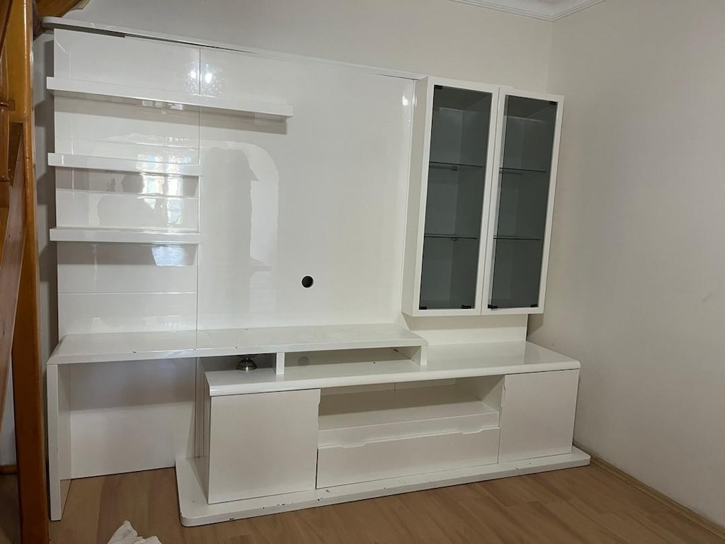 Modern Beyaz Lake TV Ünitesi – En: 260 cm * Boy (Yükseklik): 205 cm - 4