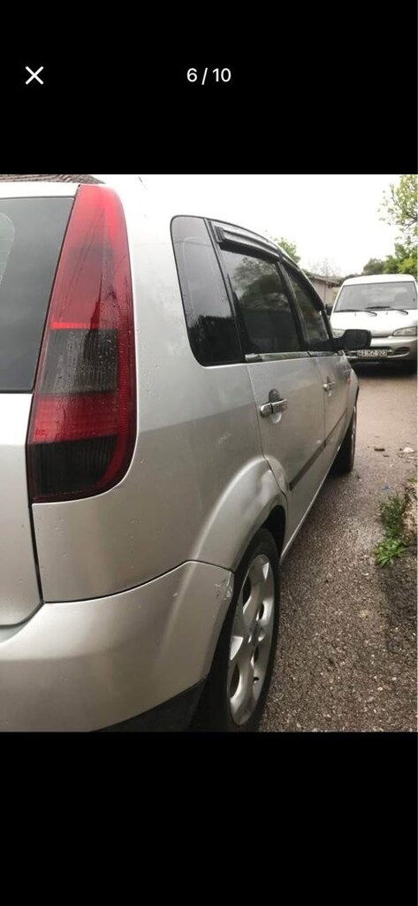 2003 Model Ford fiesta - 8