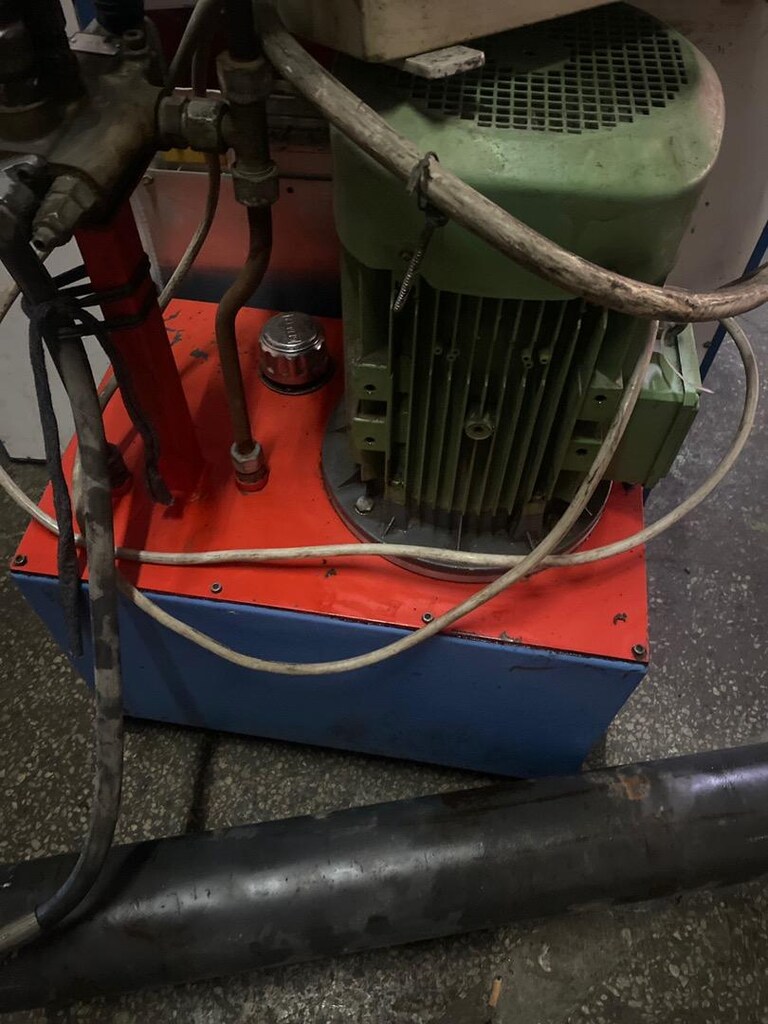 Balya presi piston ünite