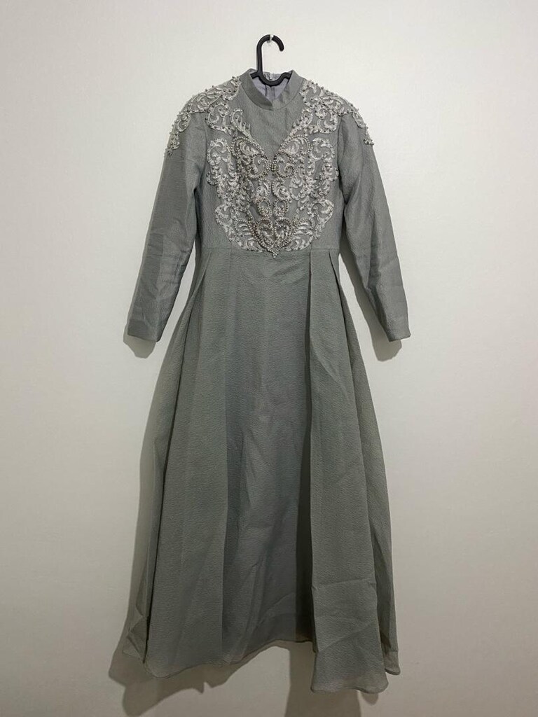 Taşlı Gri Elbise - 2