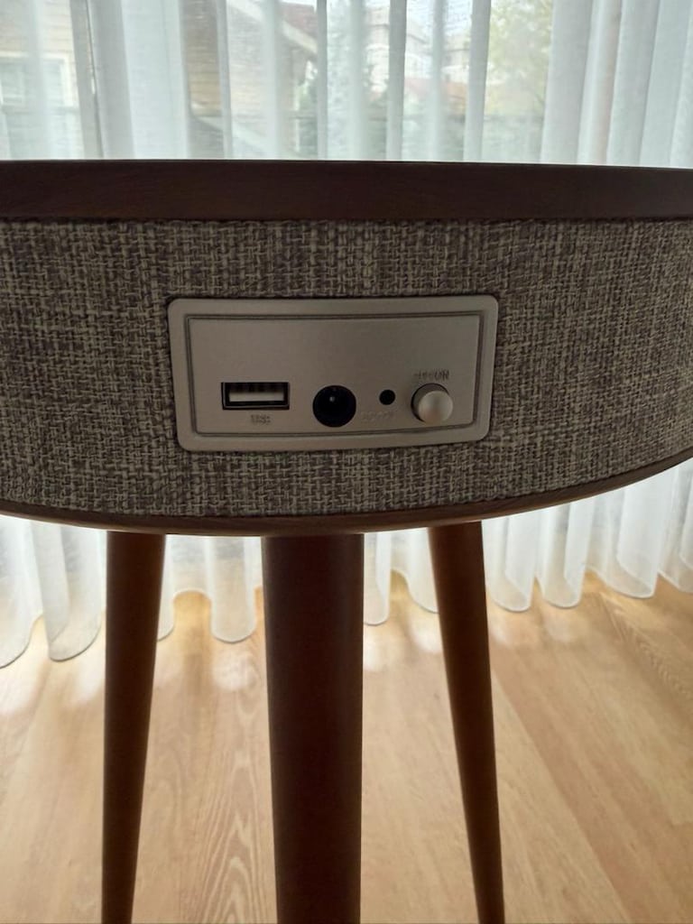 Bose Marka Bluetooth ve Magsafe sarjlı Ahşap Renkli Sehpa - 4