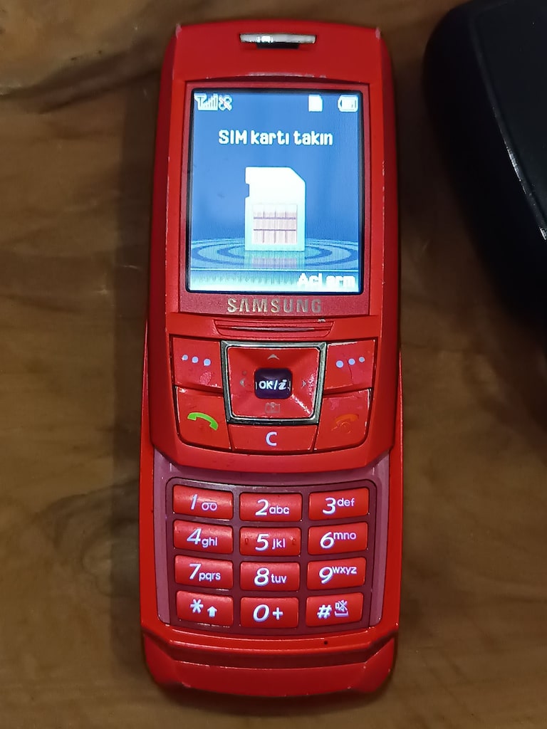 SAMSUNG CEP TELEFONU - 3