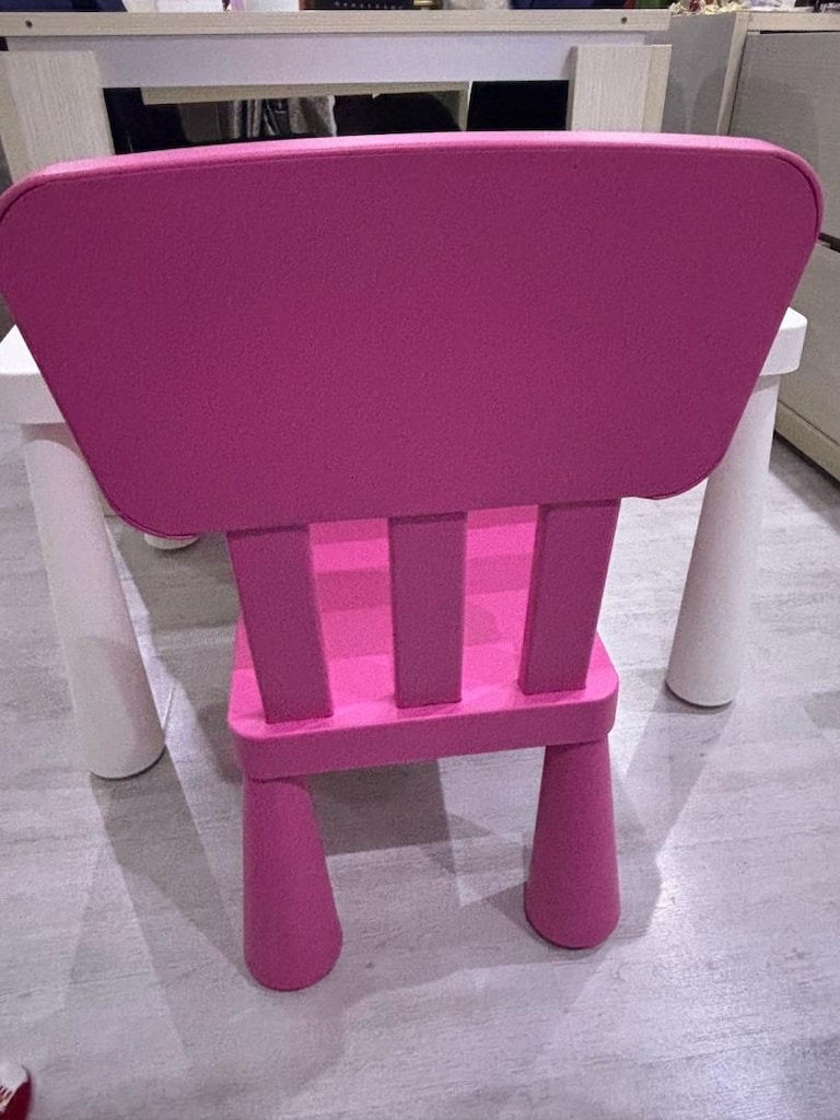 ikea çocuk sandalye ve masası - 7
