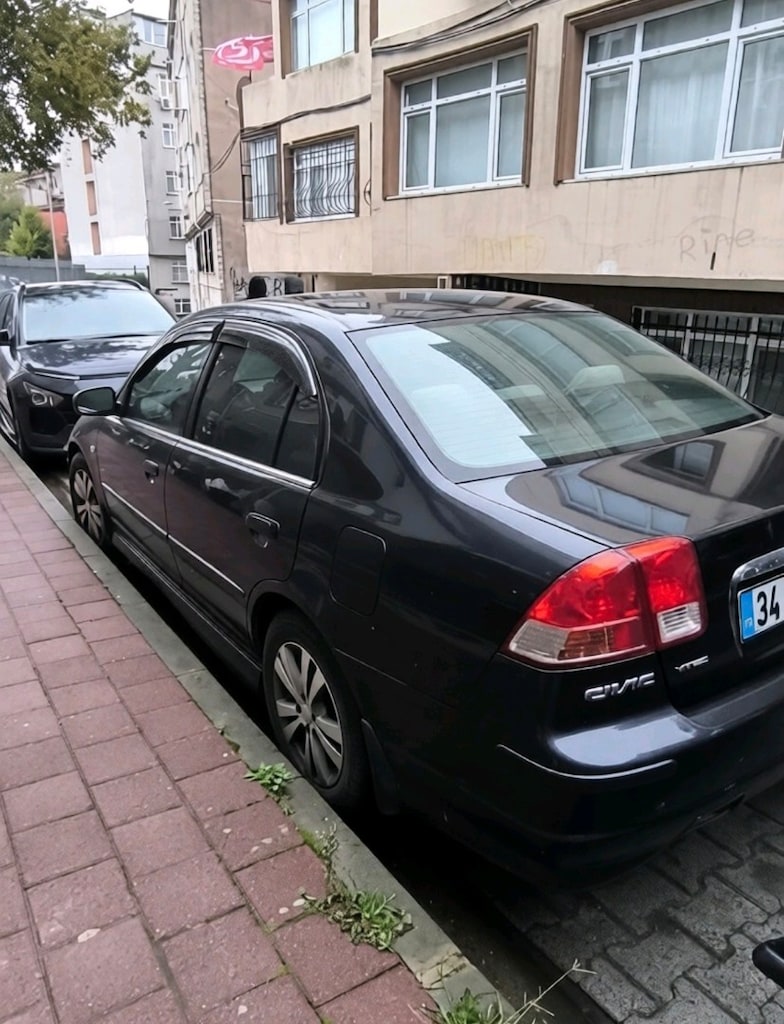 İLK SAHİBİNDEN OTOMATİK ORJİNAL AİLE ARACI - 3