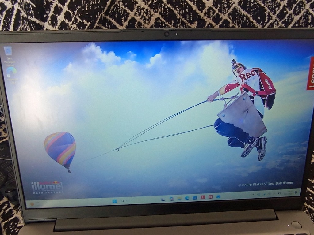 Lenovo IdeaPad 3i (15",7)