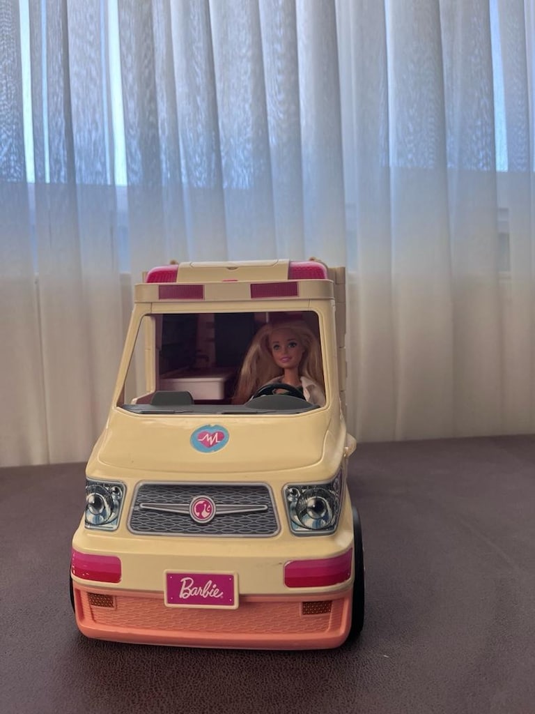 Barbie Ambulansı