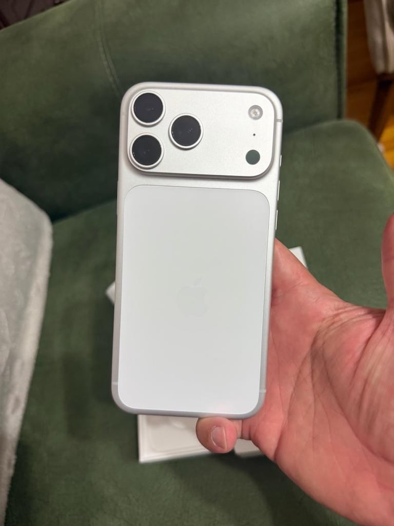 iphone 17pro max (21 ay garantili pil 100) - 9