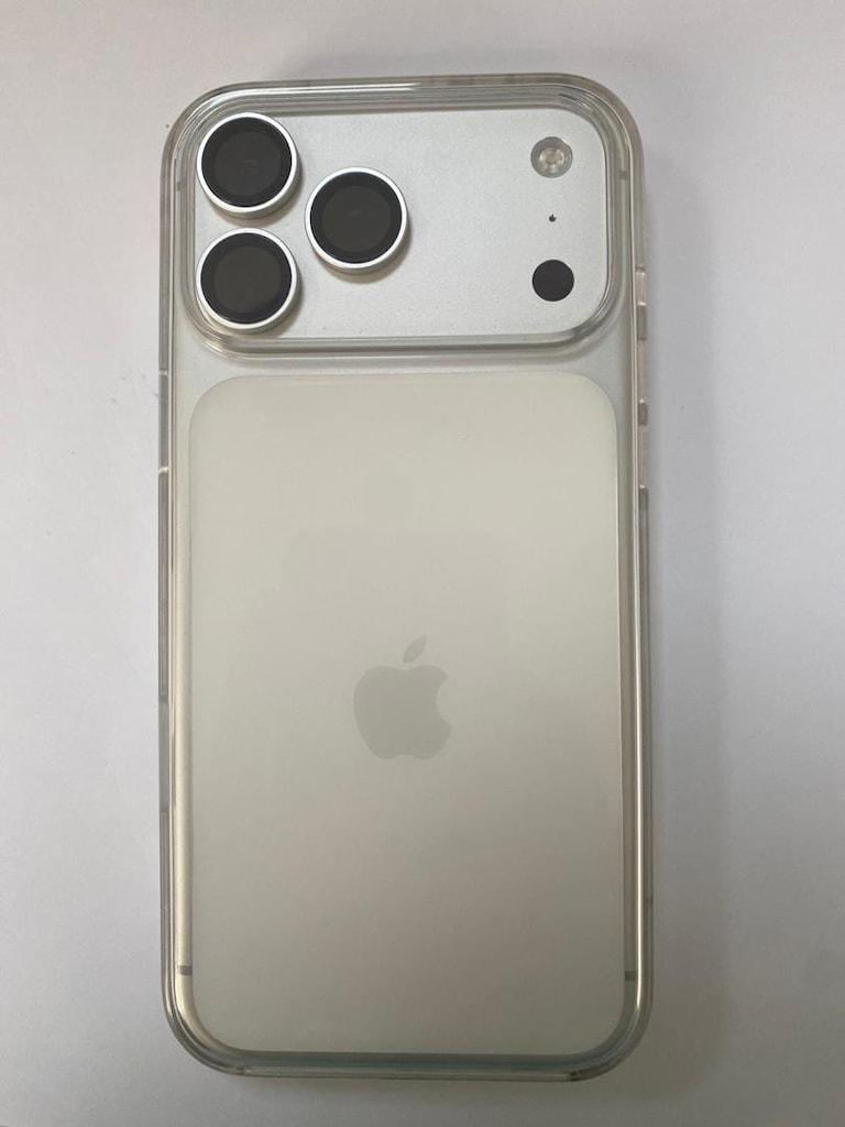 iPhone 17 Pro Max orijinal sıfır gibi