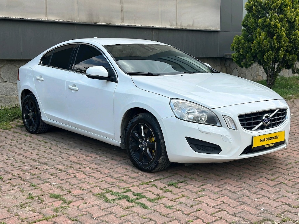 PREMİUM AİLE ARACI VOLVO S60 OTOMATİK DİZEL - 4