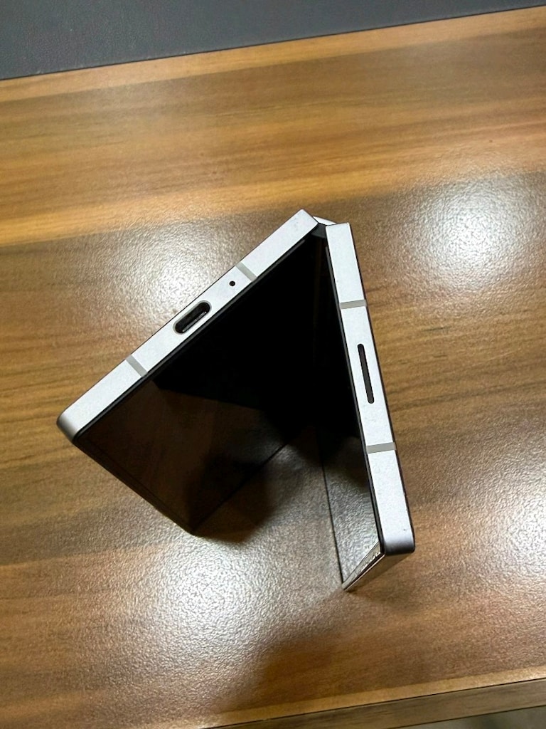 Samsung Galaksi Fold 6 512 gb tertemiz - 7
