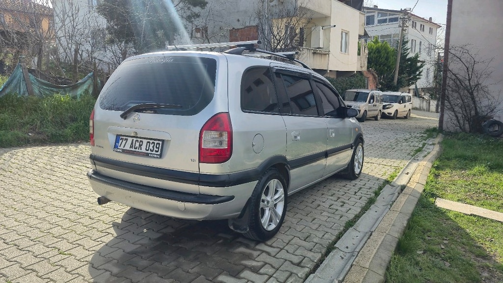 7 kişilik Opel zafira - 5