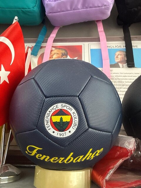 lisanlı toplar