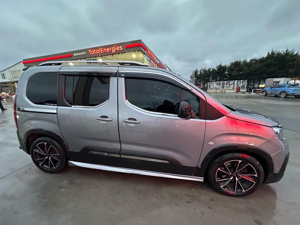 Peugeot RIFTER