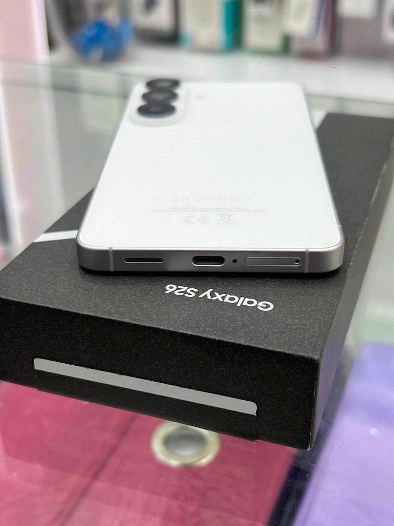 Samsung S26 256 Gb - 4