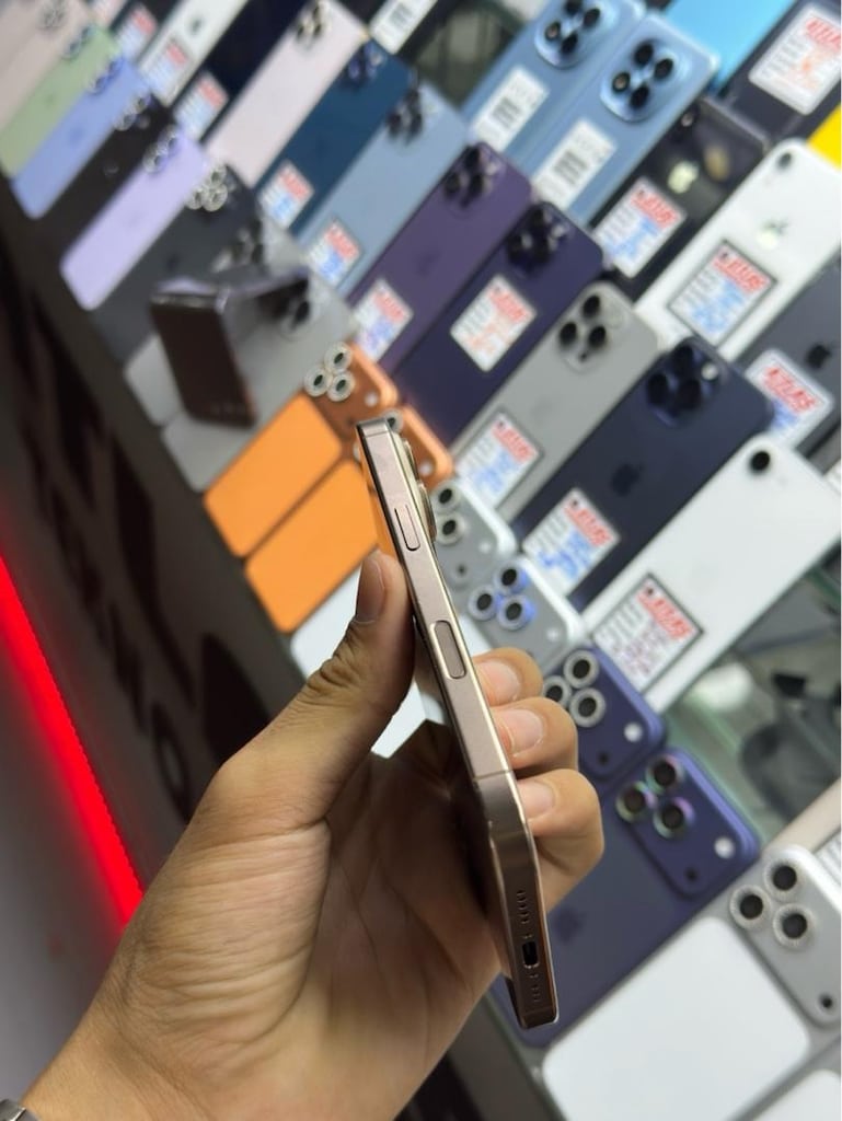 Atlas teknolojiden acil satılık ıPhone 16 pro - 3