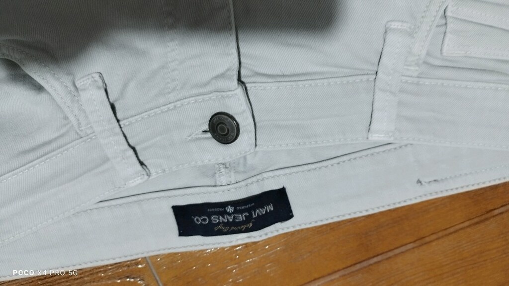 #Mavi Jeans kot pantolon..Bir üst uçtan diğer üst uca eni çekilince 46 - 3
