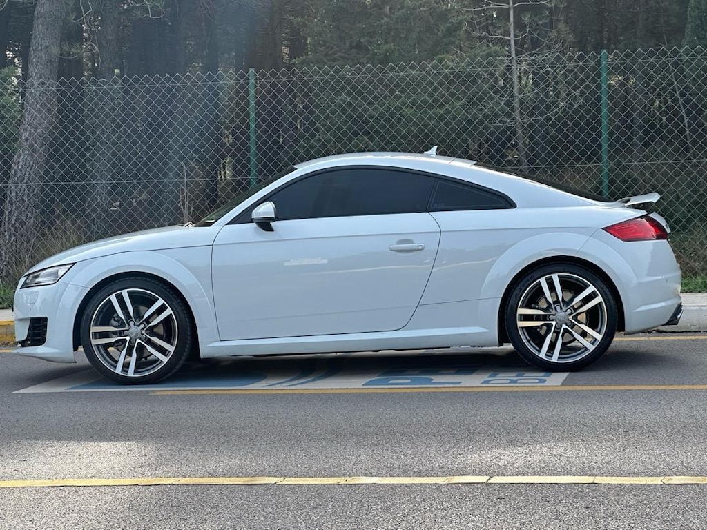 AUDI TT - 4