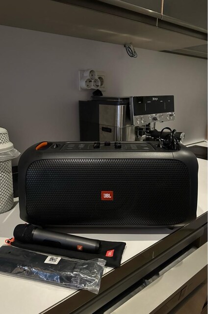 JBL PartyBox On-The-GO